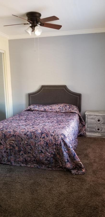 Sierra Crossing Motel Bloomington ภายนอก รูปภาพ